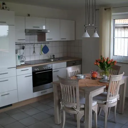 F16bdg - Mit Balkon Und Aussicht Apartment *